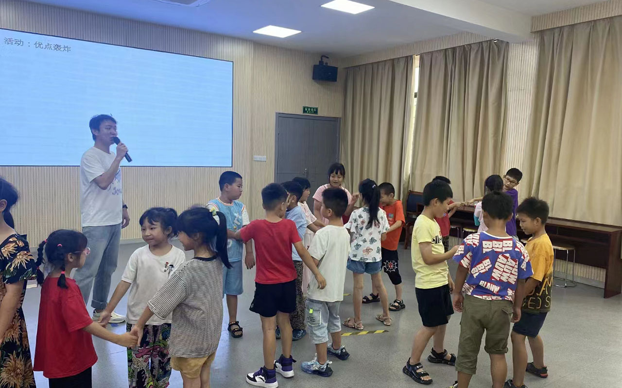 黄浦龙观乡中心学校